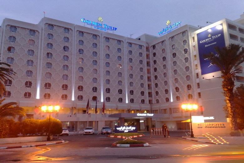 sejour hotel Golden Tulip el mechtel pas cher